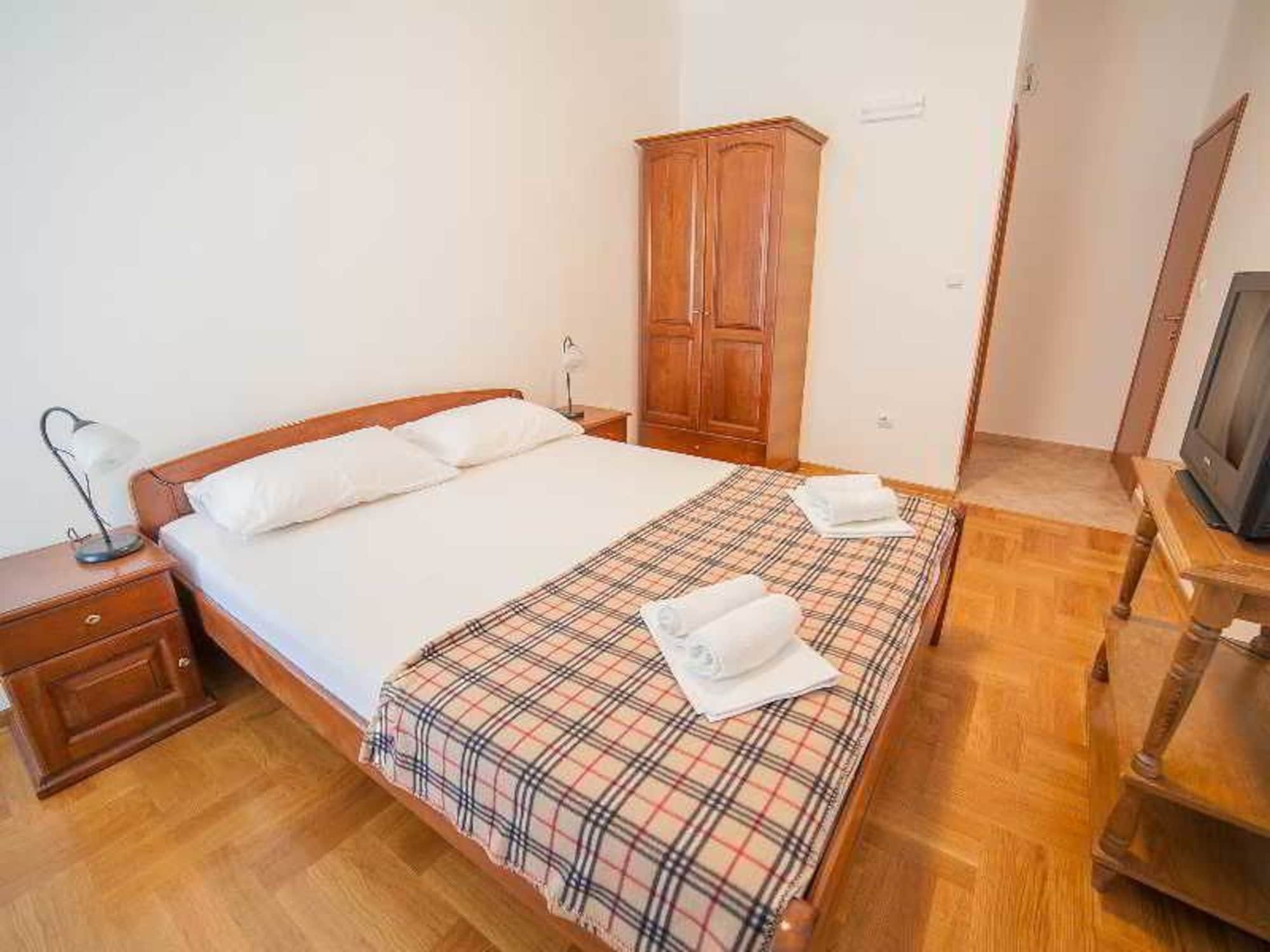 Petrovac Apartments Ivan מראה חיצוני תמונה